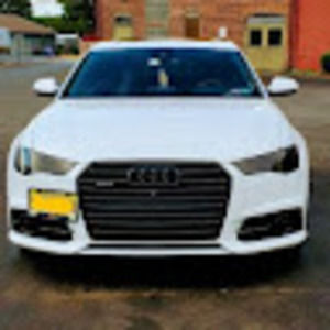 Meet your Posher, Troy